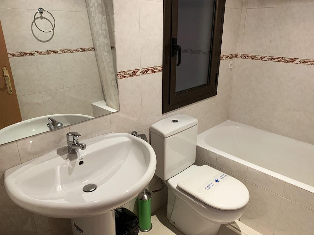 Apartamentos Pantebre 3000 Pas De La Casa Esterno foto