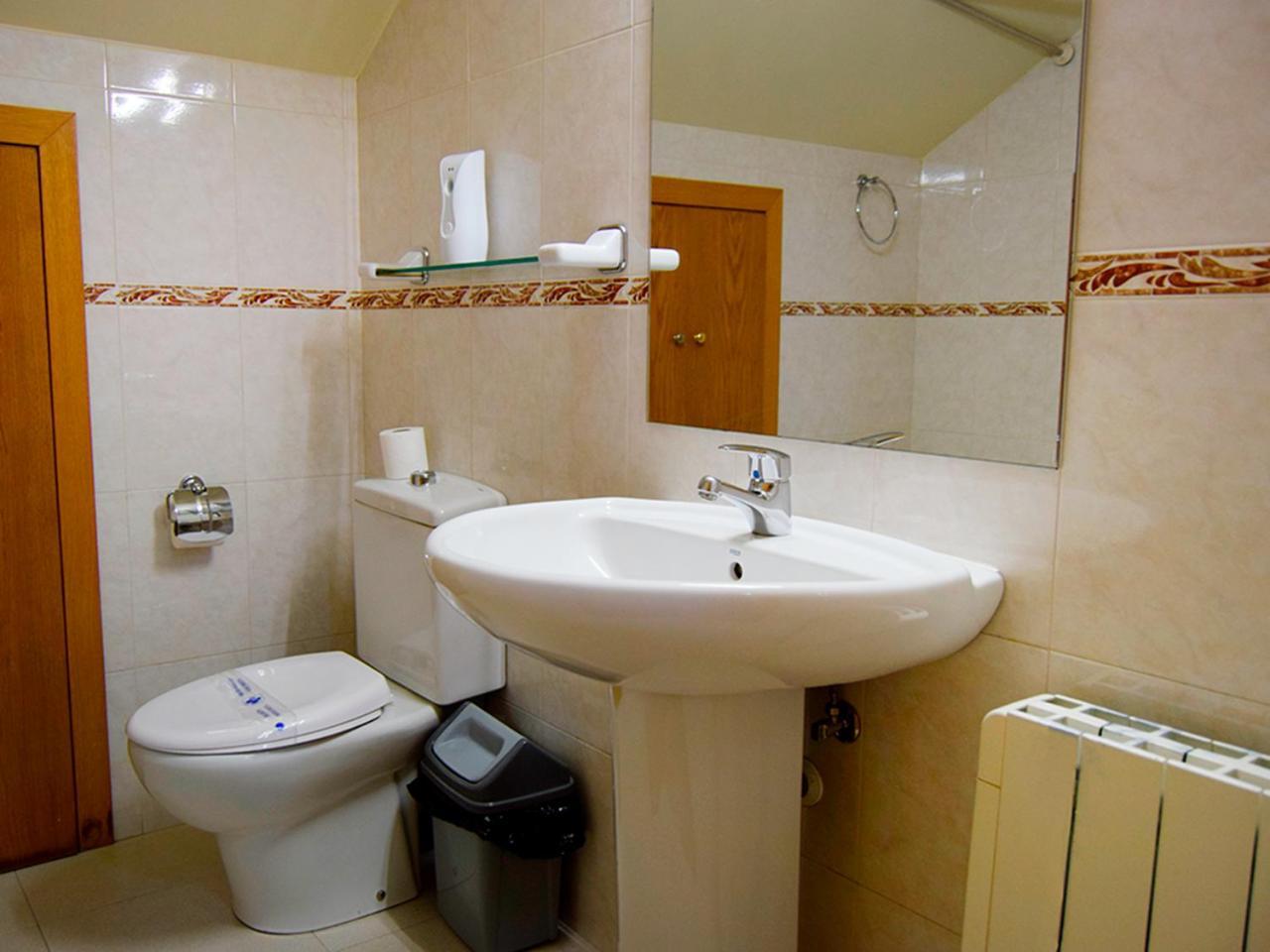 Apartamentos Pantebre 3000 Pas De La Casa Esterno foto