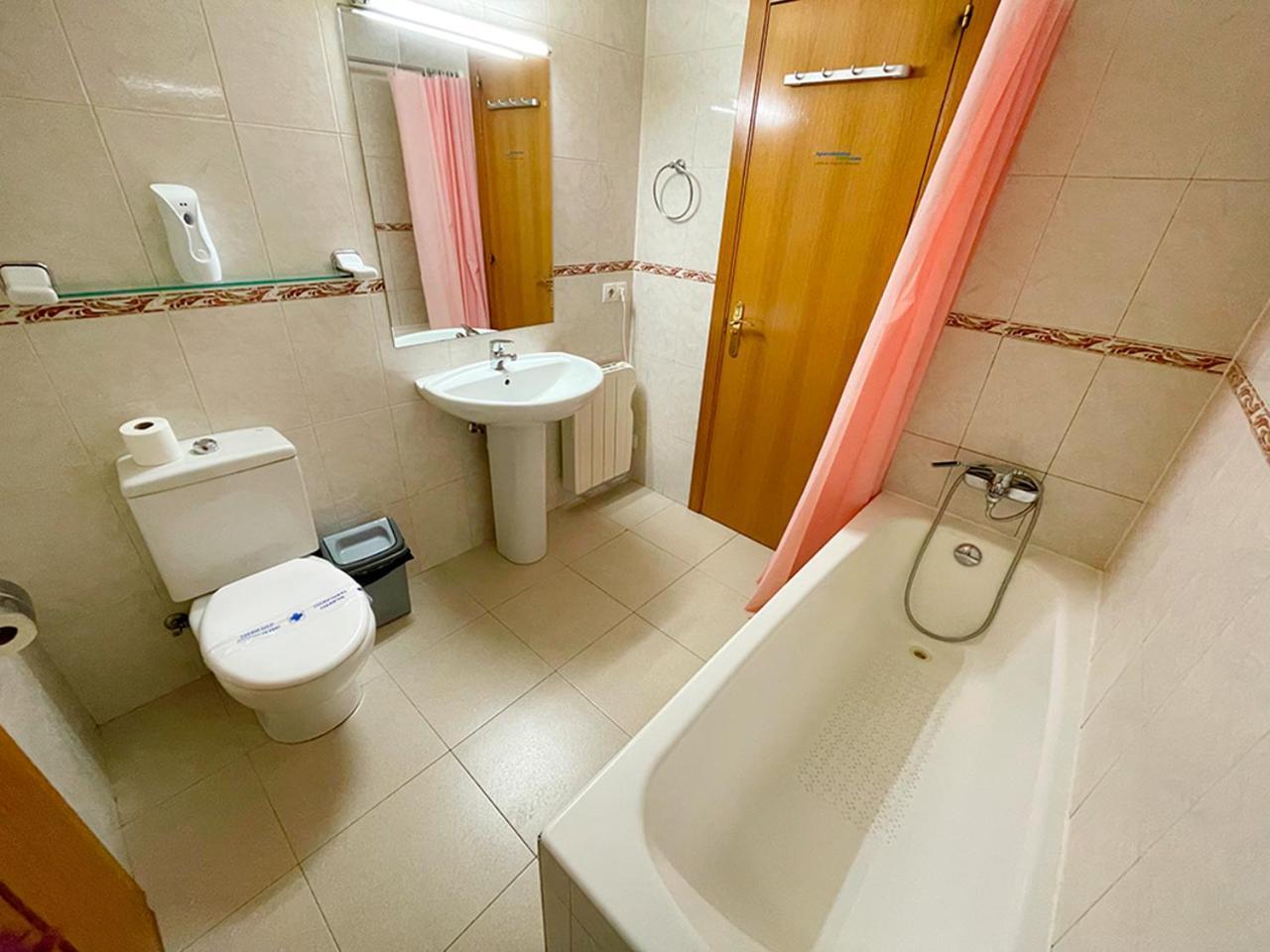 Apartamentos Pantebre 3000 Pas De La Casa Esterno foto